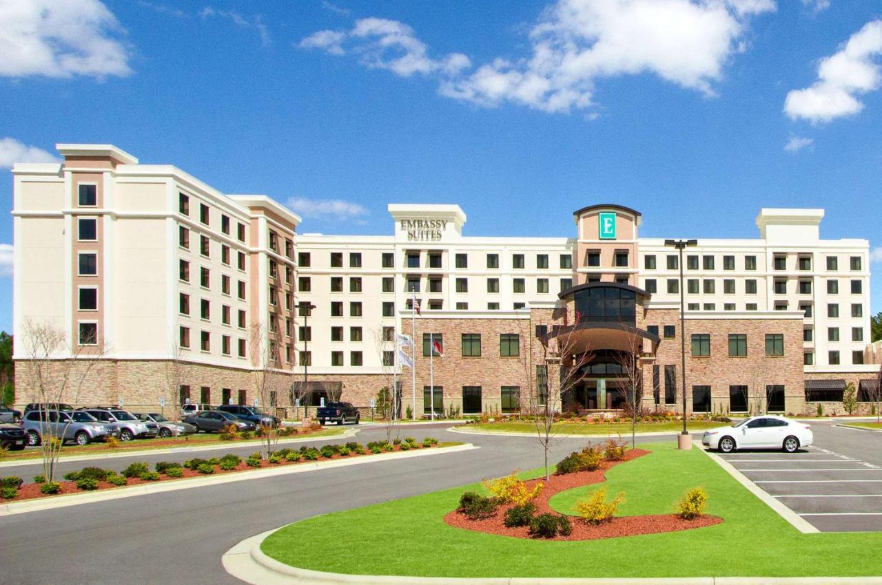 Embassy Suites By Hilton Fayetteville Fort Bragg Exterior photo
